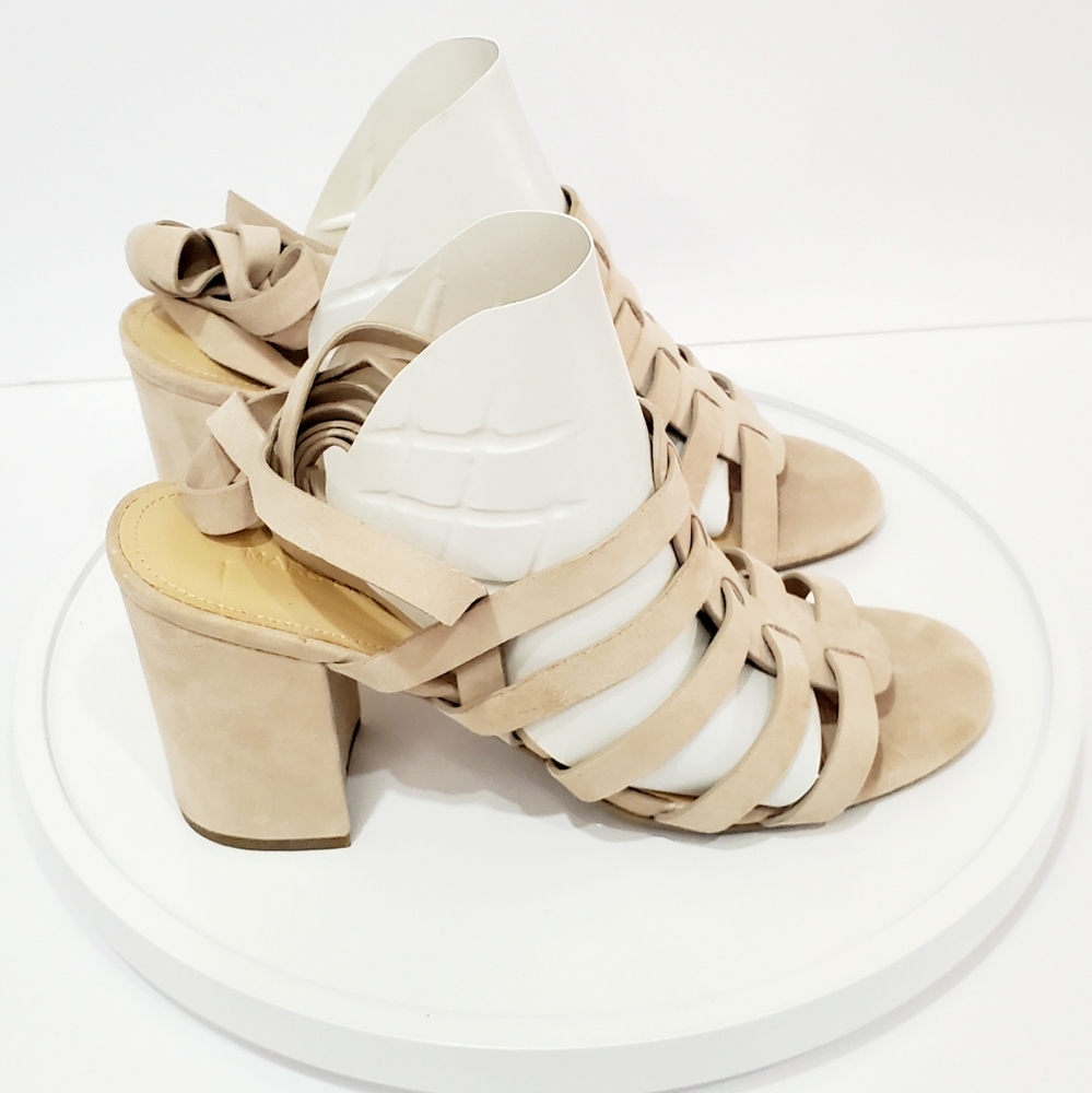 MARC FISHER "Pheobe" Beige Suede Strappy Ankle Wrap Sandal Size 10 NEW